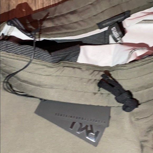 RYU Everywhere Jogger Sage Green Sz M EUC - Picture 10 of 14